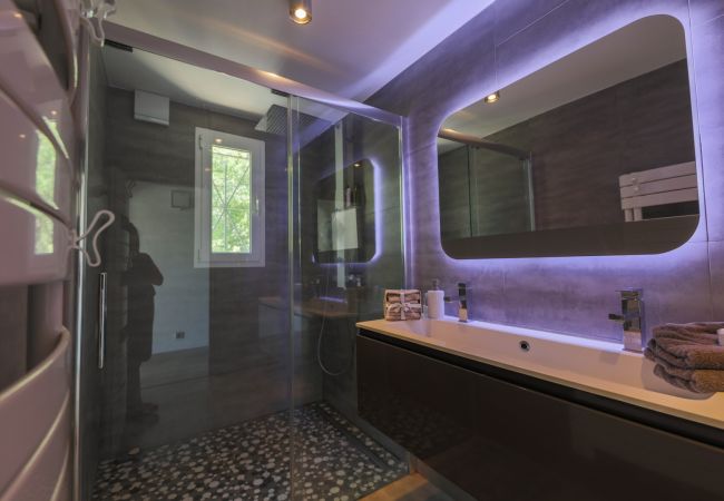 THE BATHROOM THE BATHROOM
