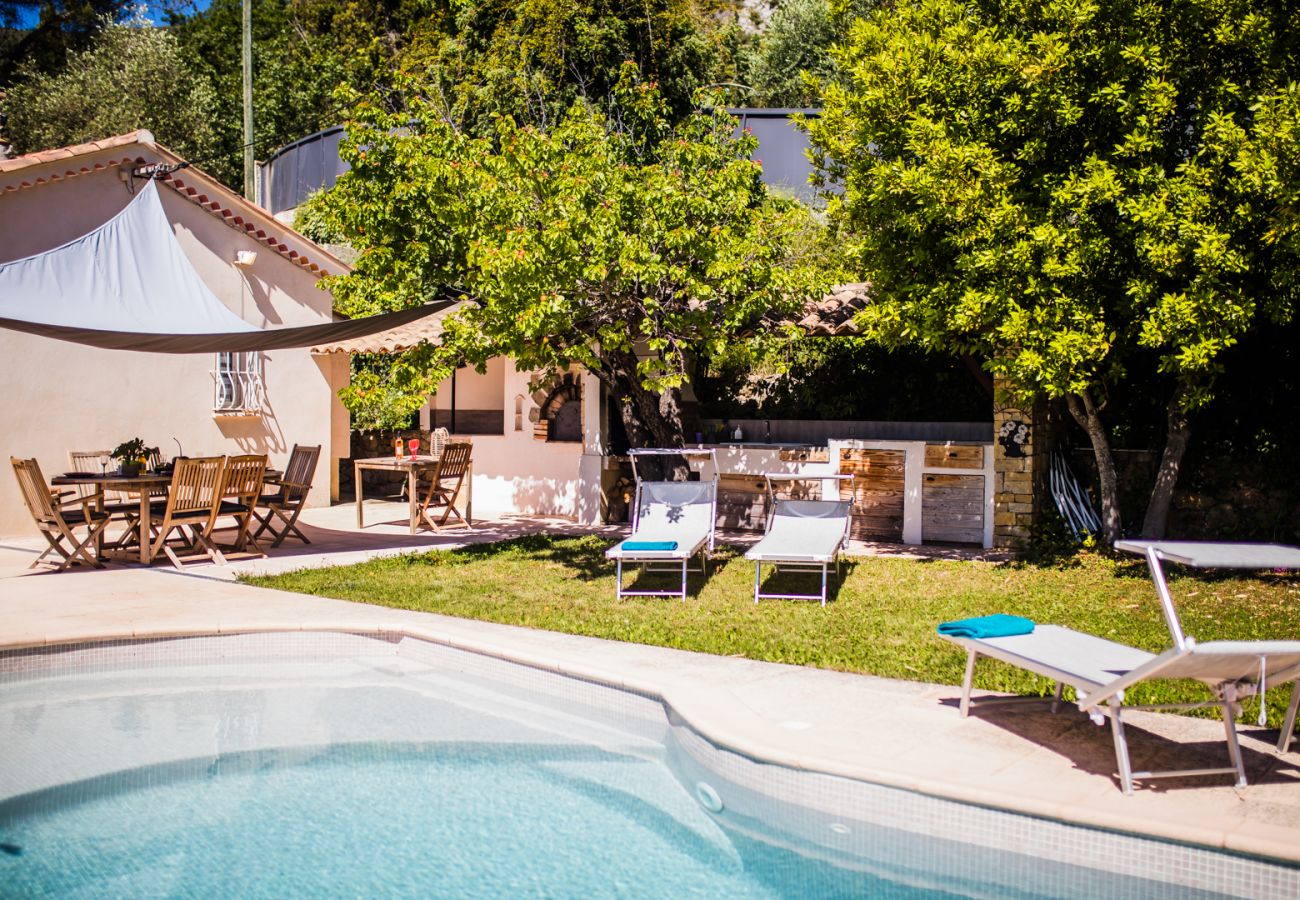 SWIMMING POOL SWIMMING POOL