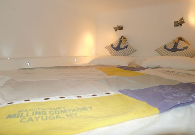 BEDROOM IN MEZZANIN BEDROOM IN MEZZANIN
