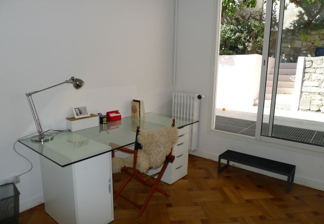 OFFICE CORNER OFFICE CORNER