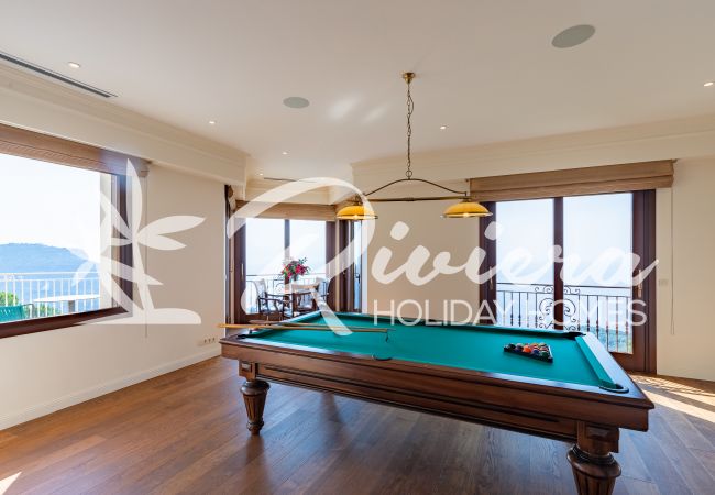 BILLIARD ROOM BILLIARD ROOM