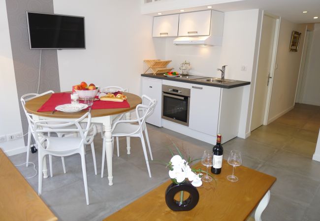 DIDING ROOM DINING ROOM