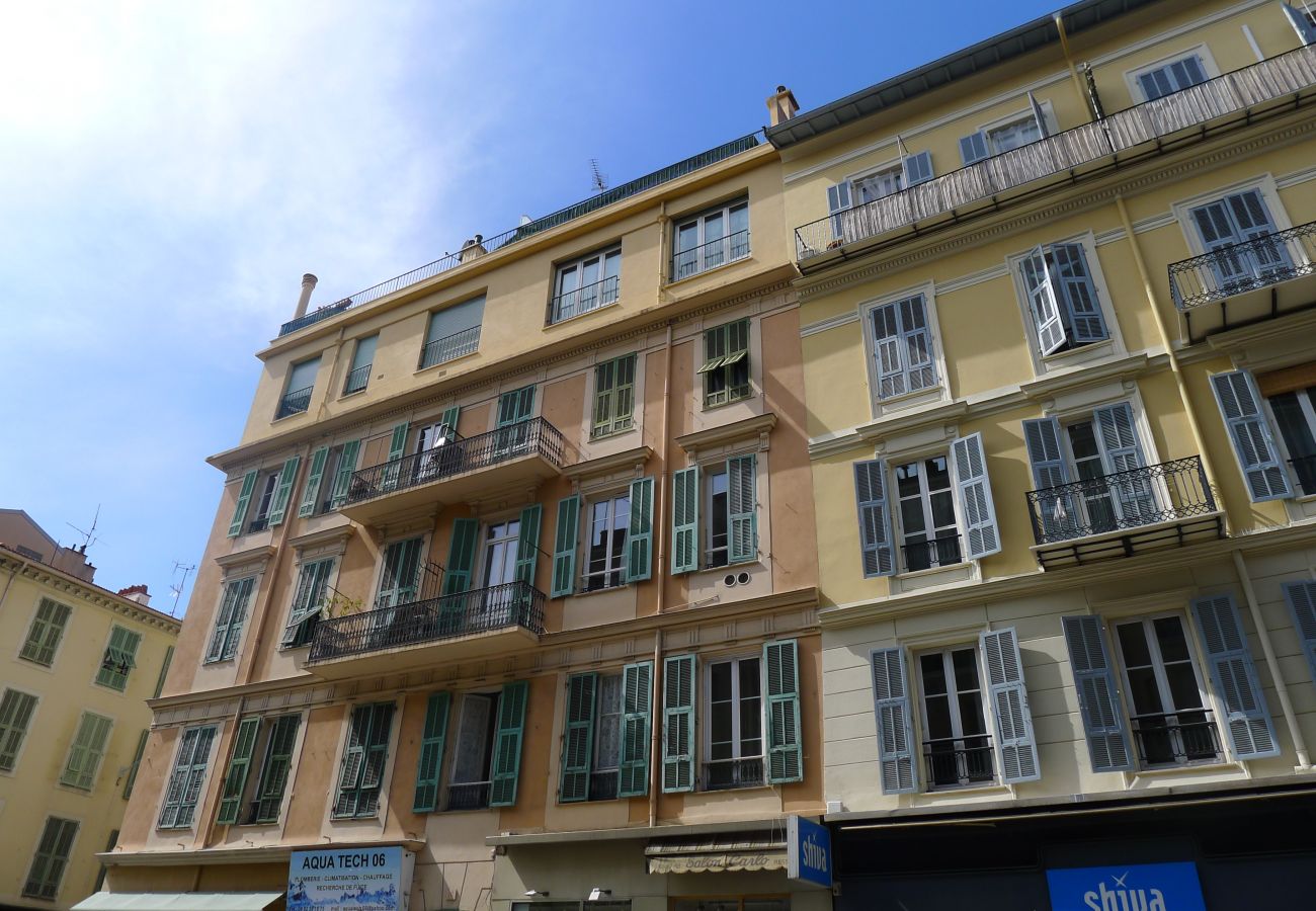 BUILDING BUILDING