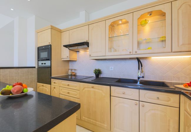 OPEN KITCHEN OPEN KITCHEN