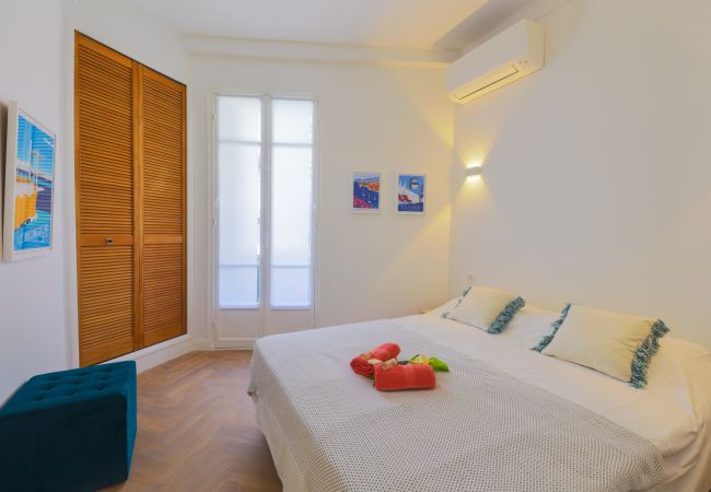 BEDROOM 1 BEDROOM 1