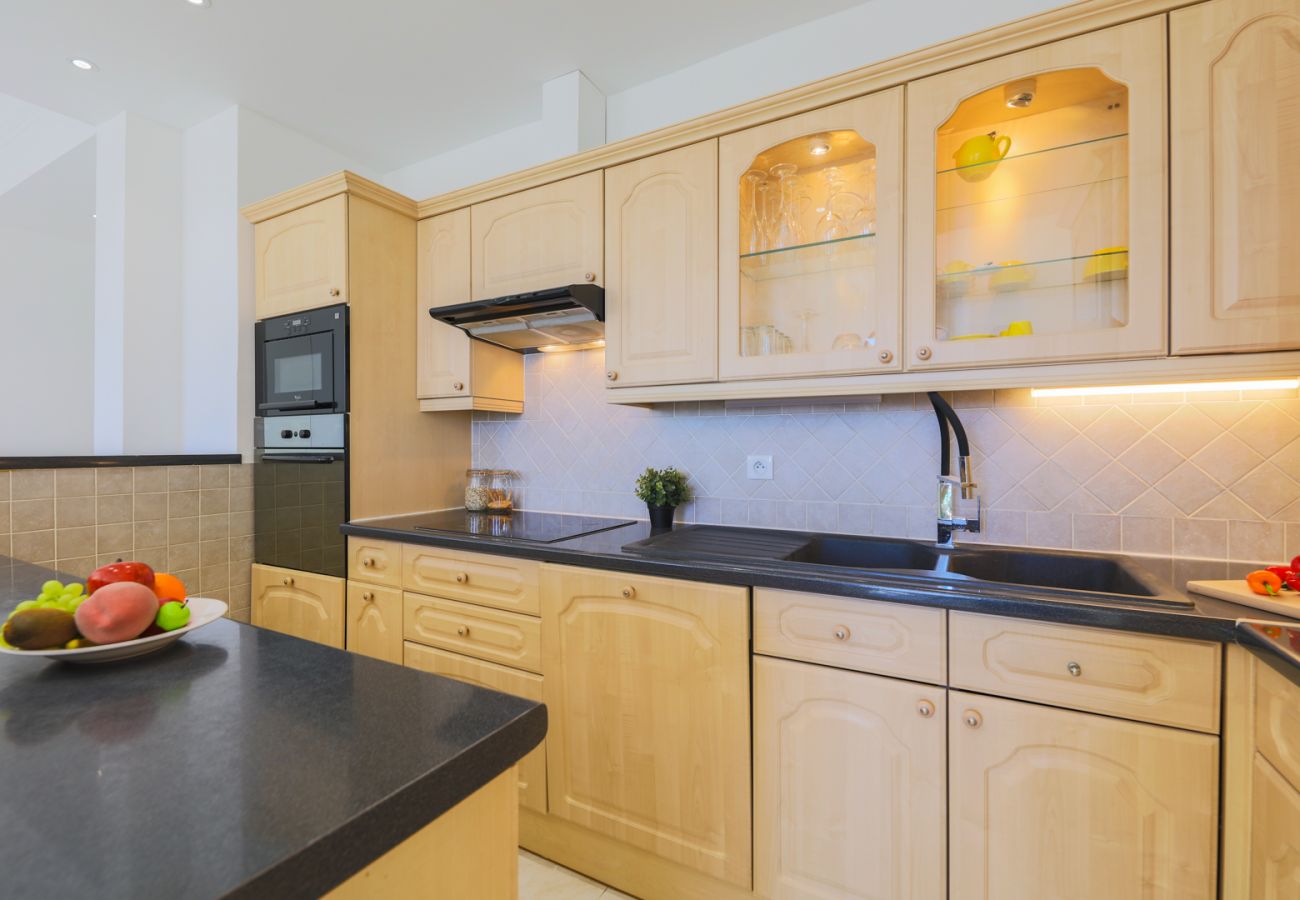 OPEN KITCHEN OPEN KITCHEN