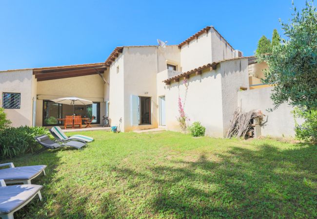VILLA VILLA