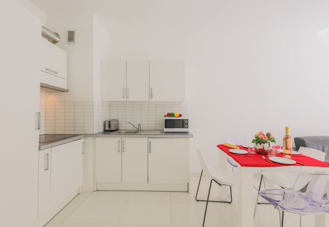 OPEN KITCHEN OPEN KITCHEN