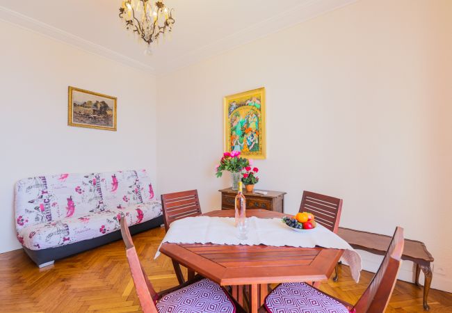 DINING -LIVING ROOM DINING- LIVING ROOM
