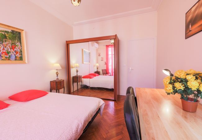BEDROOM 1 BEDROOM 1