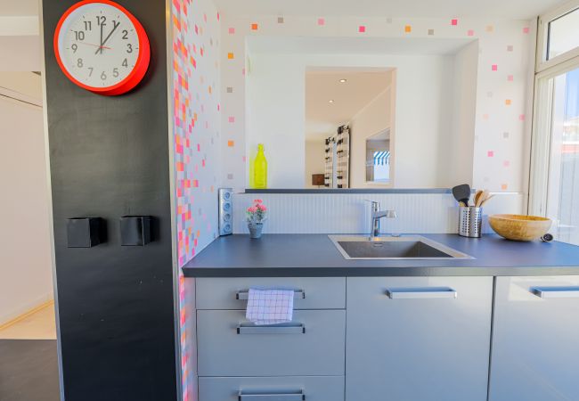 KITCHEN KITCHEN