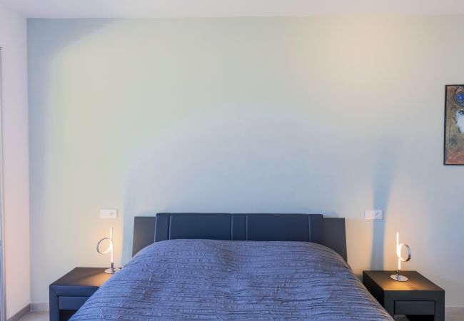 BEDROOM 1 BEDROOM 1