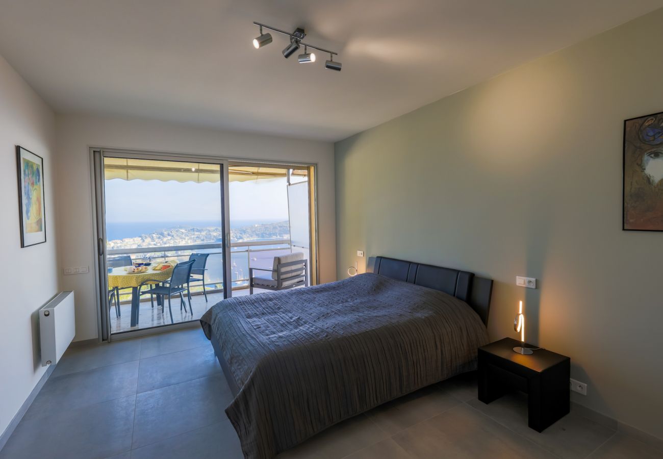 BEDROOM 1 BEDROOM% 1