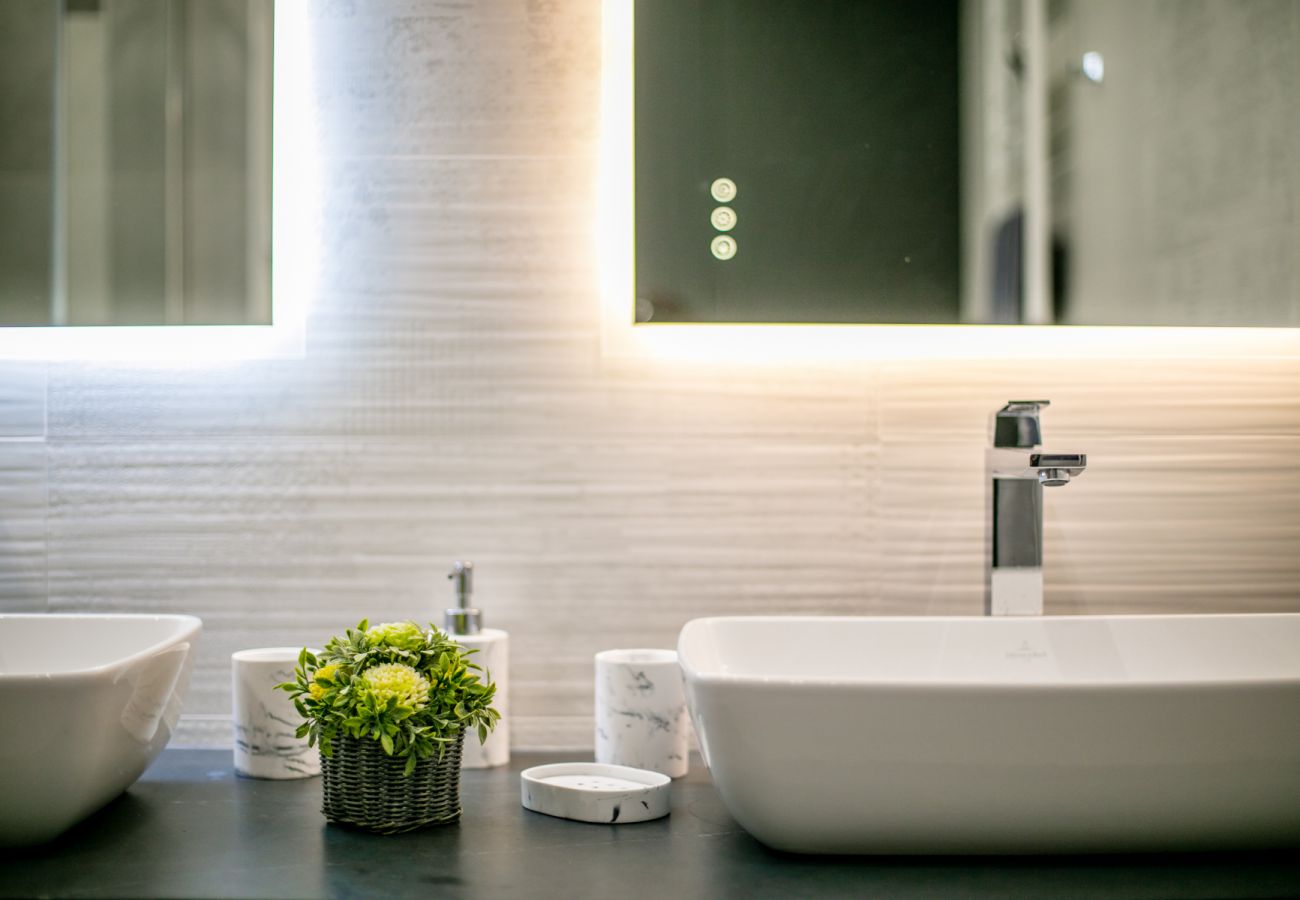 BATHROOM 2 BATHROOM 2