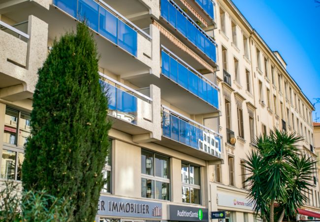 Building BUILDING