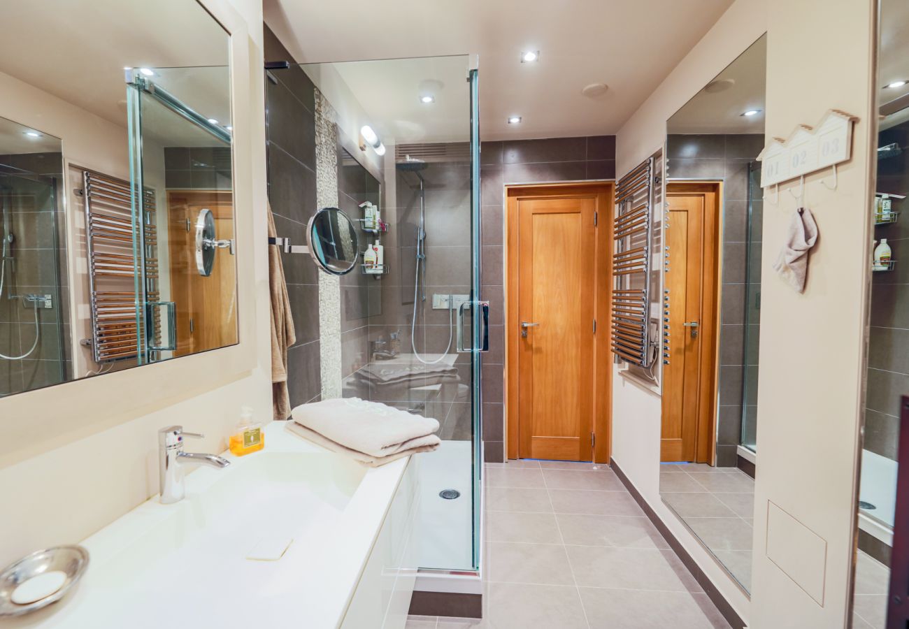 THE BATHROOM THE BATHROOM