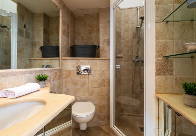 Апартаменты на Cannes - 4 rue des Frères Pradignac 1103 Апартаменты на Cannes - 4 rue des Frères Pradignac 1103