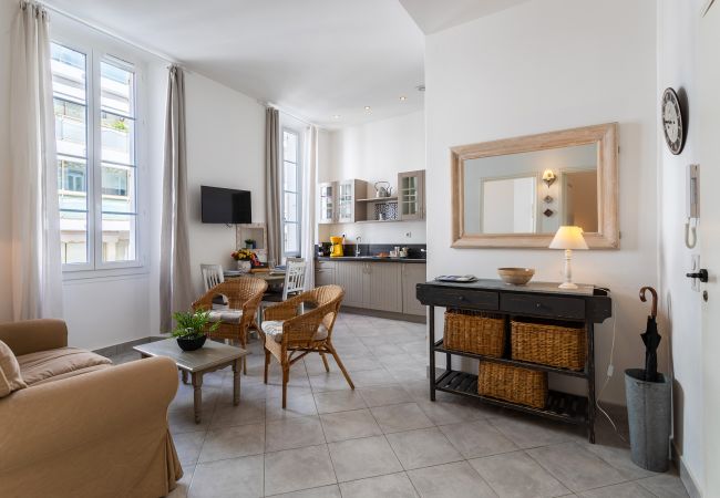 Апартаменты на Cannes - 4 rue des Frères Pradignac 1101 Апартаменты на Cannes - 4 rue des Frères Pradignac 1101