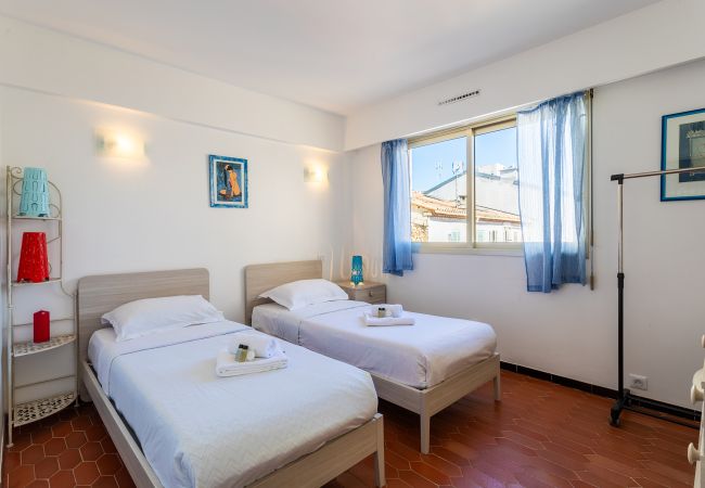Апартаменты на Cannes - Appartement Trois pièces  DEB5515 Апартаменты на Cannes - Appartement Trois pièces  DEB5515