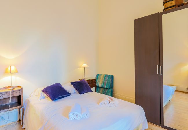 Апартаменты на Nice - Appartement Via Italia avec terrasse dans le centre ville by Riviera Holiday Homes Апартаменты на Nice - Appartement Via Italia avec terrasse dans le centre ville by Riviera Holiday Homes