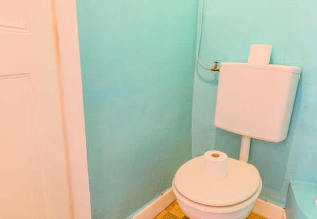 Апартаменты на Nice - Appartement Via Italia avec terrasse dans le centre ville by Riviera Holiday Homes Апартаменты на Nice - Appartement Via Italia avec terrasse dans le centre ville by Riviera Holiday Homes