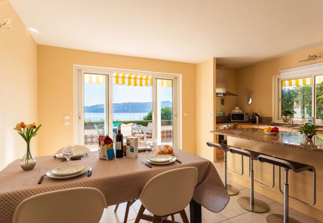 Апартаменты на Villefranche-sur-Mer - LA MALMAISON , Avec Terrasse vue sur mer by RIVIERA HOLIDAY HOMES Апартаменты на Villefranche-sur-Mer - LA MALMAISON , Avec Terrasse vue sur mer by RIVIERA HOLIDAY HOMES