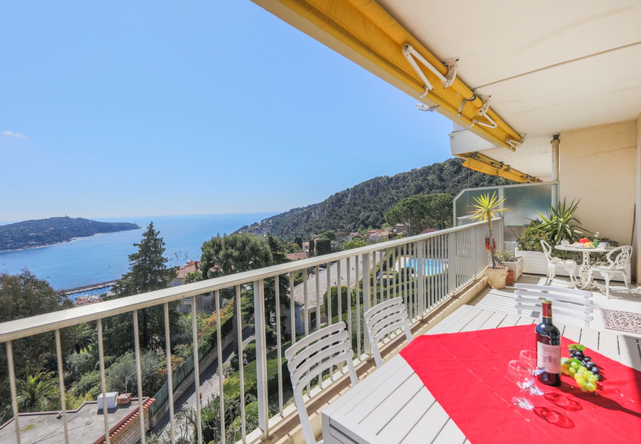 Апартаменты на Вильфранш-сюр-Мер - LE CALIFORNIA, Magnifique appartement, terrasse avec piscine, vue sur mer  by RIVIERA HOLIDAY HOMES