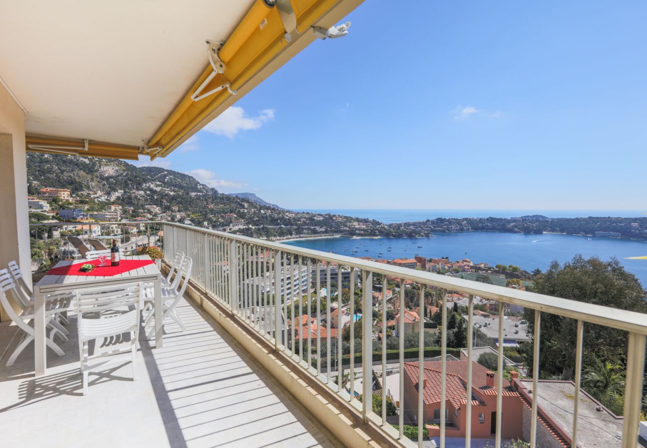 Апартаменты на Вильфранш-сюр-Мер - LE CALIFORNIA, Magnifique appartement, terrasse avec piscine, vue sur mer  by RIVIERA HOLIDAY HOMES