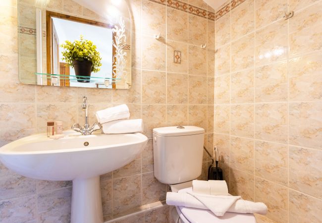 Квартира-студия на Villefranche-sur-Mer - LE BELVEDERE ,Très bel appartement avec sa terrasse, vue Mer by RIVIERA HOLIDAY HOMES Квартира-студия на Villefranche-sur-Mer - LE BELVEDERE ,Très bel appartement avec sa terrasse, vue Mer by RIVIERA HOLIDAY HOMES