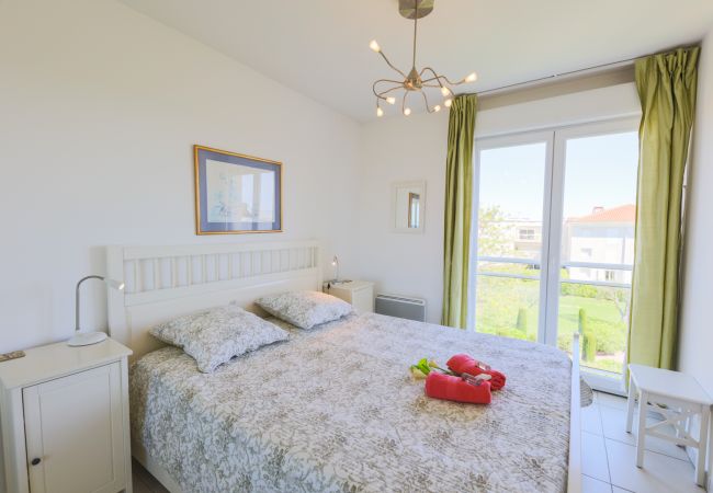 Апартаменты на Juan-les-Pins - JUAN FLORE, Résidence avec Jardin, Proche de la Plage et vue sur mer  by RIVIERA HOLIDAY HOMES Апартаменты на Juan-les-Pins - JUAN FLORE, Résidence avec Jardin, Proche de la Plage et vue sur mer  by RIVIERA HOLIDAY HOMES