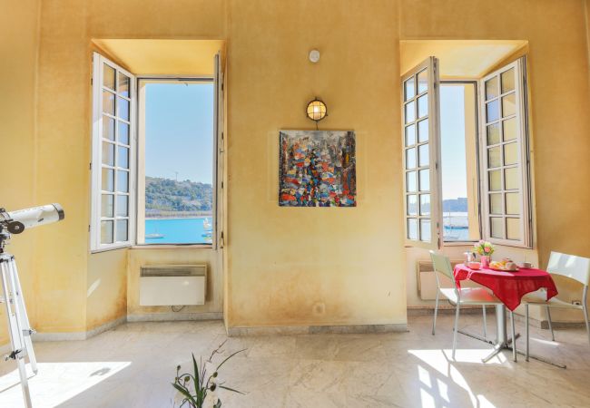 Апартаменты на Villefranche-sur-Mer -  QUAI DES MARINIERES, Magnifique Appartement avec vue mer  by RIVIERA HOLIDAY HOMES  Апартаменты на Villefranche-sur-Mer -  QUAI DES MARINIERES, Magnifique Appartement avec vue mer  by RIVIERA HOLIDAY HOMES