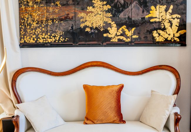 Апартаменты на Nice - AU BEAU RIVAGE , Bord de mer avec terrasse by RIVIERA HOLIDAY HOMES Апартаменты на Nice - AU BEAU RIVAGE , Bord de mer avec terrasse by RIVIERA HOLIDAY HOMES