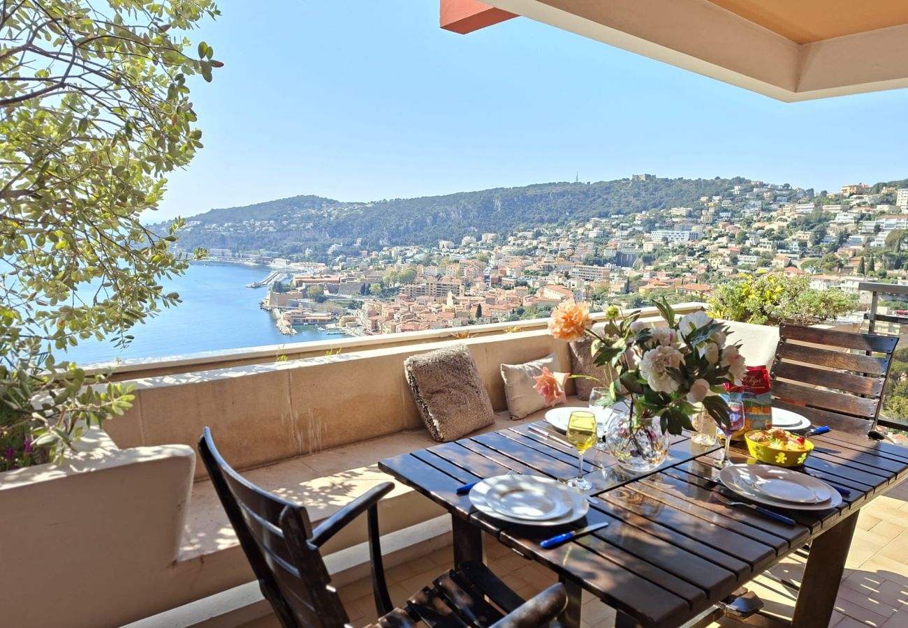 Квартира-студия на Вильфранш-сюр-Мер - LE CAP II , Appartement  terrasse avec magnifique Vue Mer, proche centre by RIVIERA HOLIDAY HOMES