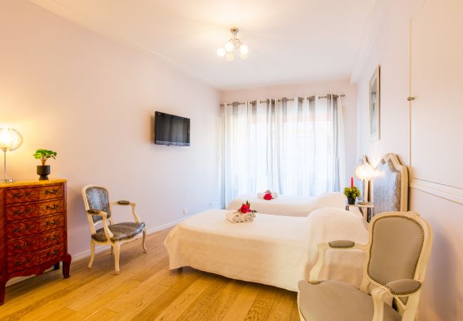 Апартаменты на Nice - LE JOFFRE GRIMALDI, Spacieux Appartement, avec terrasse, proche centre by RIVIERA HOLIDAY HOMES Апартаменты на Nice - LE JOFFRE GRIMALDI, Spacieux Appartement, avec terrasse, proche centre by RIVIERA HOLIDAY HOMES