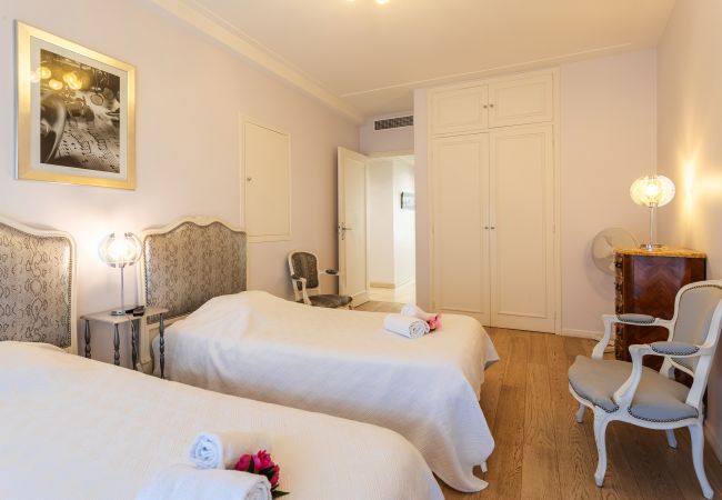 Апартаменты на Nice - LE JOFFRE GRIMALDI, Spacieux Appartement, avec terrasse, proche centre by RIVIERA HOLIDAY HOMES Апартаменты на Nice - LE JOFFRE GRIMALDI, Spacieux Appartement, avec terrasse, proche centre by RIVIERA HOLIDAY HOMES