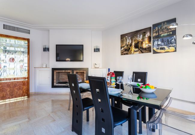 Апартаменты на Nice - LE JOFFRE GRIMALDI, Spacieux Appartement, avec terrasse, proche centre by RIVIERA HOLIDAY HOMES Апартаменты на Nice - LE JOFFRE GRIMALDI, Spacieux Appartement, avec terrasse, proche centre by RIVIERA HOLIDAY HOMES