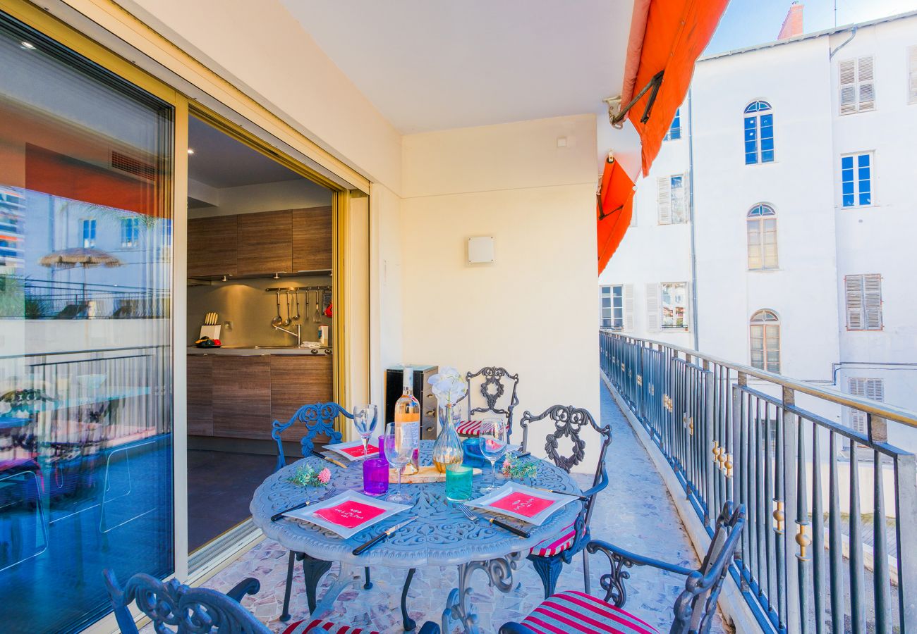 Апартаменты на Ницца / Nice - LE JOFFRE GRIMALDI, Spacieux Appartement, avec terrasse, proche centre by RIVIERA HOLIDAY HOMES