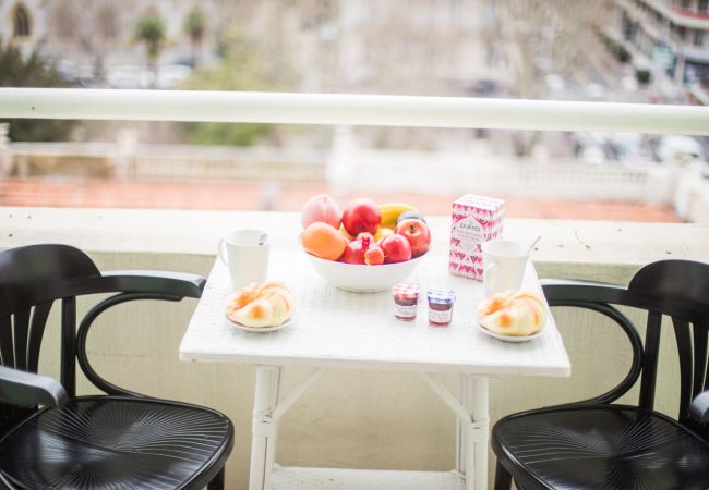 Апартаменты на Nice - Appartement Ambassador Palace avec balcon by Riviera Holiday Homes Апартаменты на Nice - Appartement Ambassador Palace avec balcon by Riviera Holiday Homes
