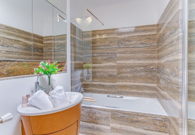 Апартаменты на Villefranche-sur-Mer - PANORAMIC ESTEREL AP4475 By Riviera Holiday Homes  Апартаменты на Villefranche-sur-Mer - PANORAMIC ESTEREL AP4475 By Riviera Holiday Homes