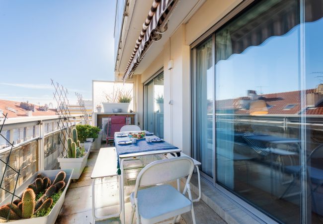Апартаменты на Nice - LE FRANCIA II AP4197 by RIVIERA HOLIDAY HOMES Апартаменты на Nice - LE FRANCIA II AP4197 by RIVIERA HOLIDAY HOMES