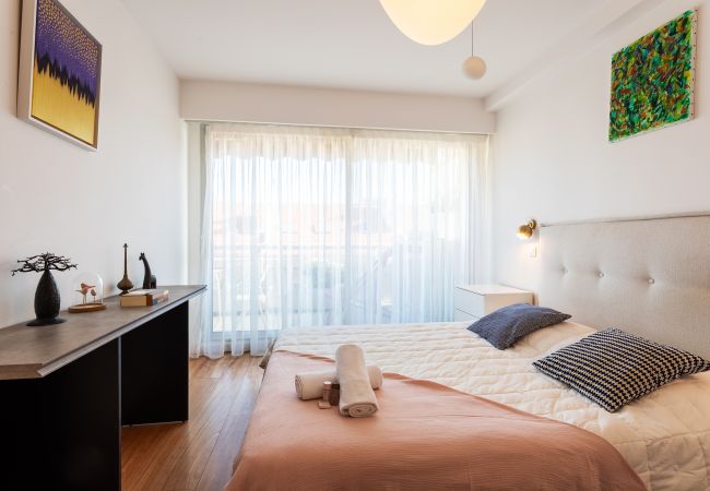 Апартаменты на Nice - LE FRANCIA II AP4197 by RIVIERA HOLIDAY HOMES Апартаменты на Nice - LE FRANCIA II AP4197 by RIVIERA HOLIDAY HOMES