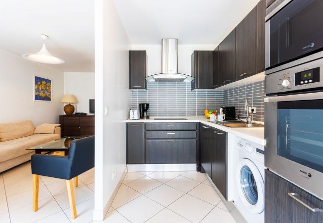 Апартаменты на Nice -  PALAIS LIBERTE,  Appartement avec terrasse, proche plage  by RIVIERA HOLIDAY HOMES  Апартаменты на Nice -  PALAIS LIBERTE,  Appartement avec terrasse, proche plage  by RIVIERA HOLIDAY HOMES