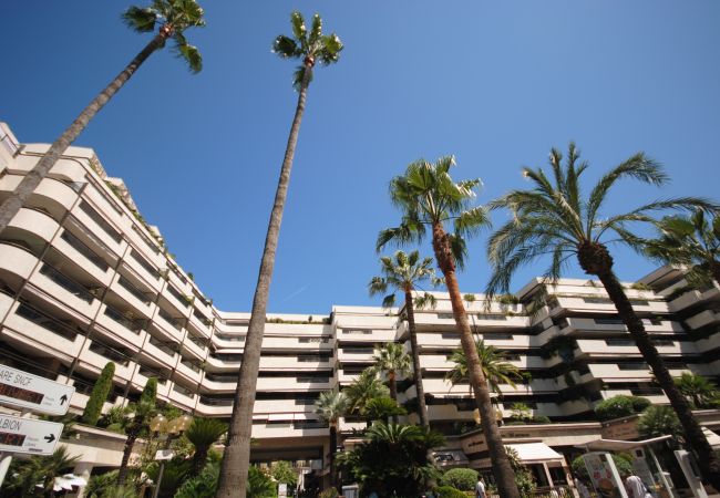 Апартаменты на Cannes - DEL562 Апартаменты на Cannes - DEL562