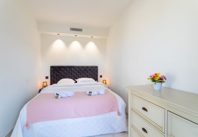 Апартаменты на Cannes - DEL562 Апартаменты на Cannes - DEL562