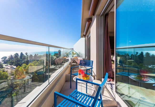  на Nice -  PLAZA TERRACE, Magnifique appartement avec terrasse, vue mer by RIVIERA HOLIDAY HOMES 
