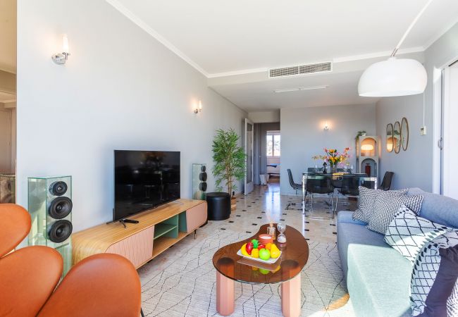 Апартаменты на Nice -  PLAZA TERRACE, Magnifique appartement avec terrasse, vue mer  Апартаменты на Nice -  PLAZA TERRACE, Magnifique appartement avec terrasse, vue mer