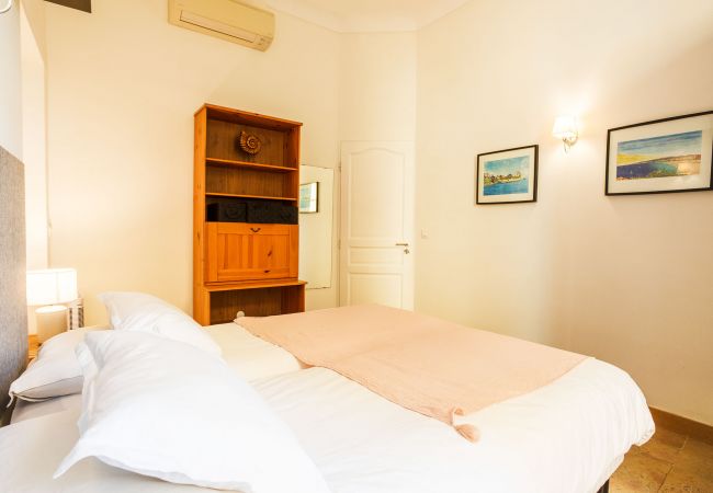Апартаменты на Villefranche-sur-Mer - LA CITTA VECCHIA  by RIVIERA HOLIDAY HOMES Апартаменты на Villefranche-sur-Mer - LA CITTA VECCHIA  by RIVIERA HOLIDAY HOMES