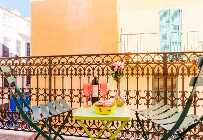 Апартаменты на Villefranche-sur-Mer - LA CITTA VECCHIA  by RIVIERA HOLIDAY HOMES Апартаменты на Villefranche-sur-Mer - LA CITTA VECCHIA  by RIVIERA HOLIDAY HOMES