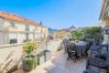 Апартаменты на Nice -  PALAIS L'ESCURIAL, Appartement avec terrasse, proche du centre ville by RIVIERA HOLIDAY HOMES  Апартаменты на Nice -  PALAIS L'ESCURIAL, Appartement avec terrasse, proche du centre ville by RIVIERA HOLIDAY HOMES
