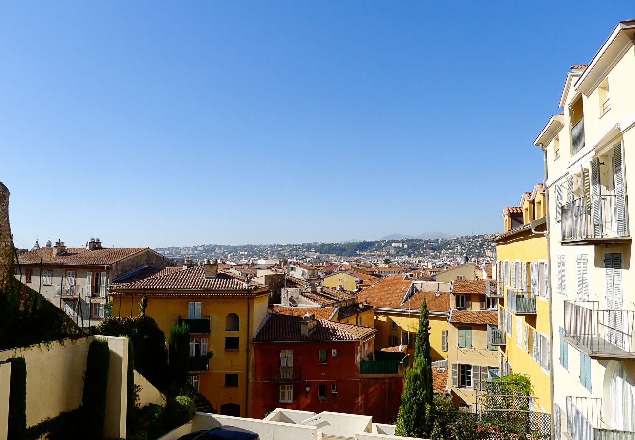 Апартаменты на Ницца / Nice - COLLINE DU CHATEAU Avec Terrasse  by RIVIERA HOLIDAY HOMES